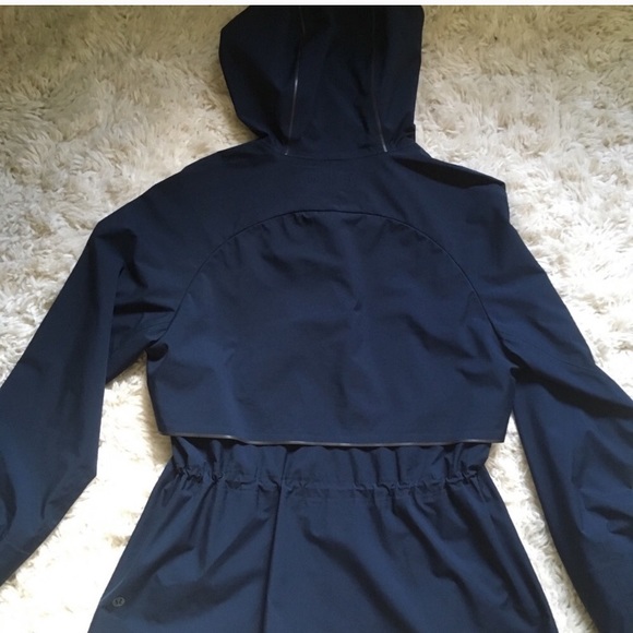 Lululemon Jacket - Picture 2 of 3